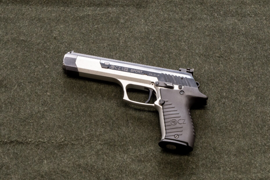 CZ 122