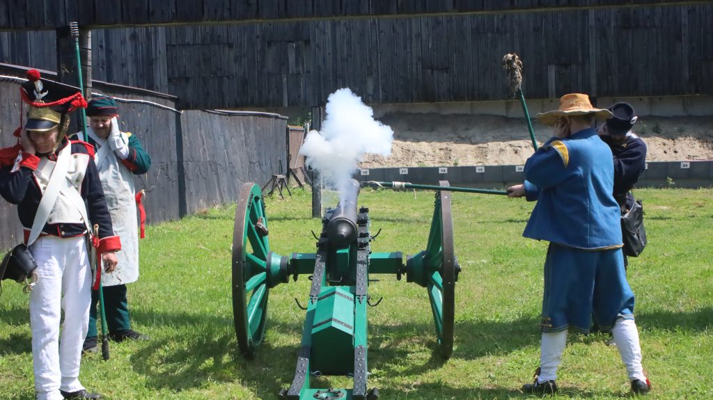 Piknik patriotyczny - kącik historyczny